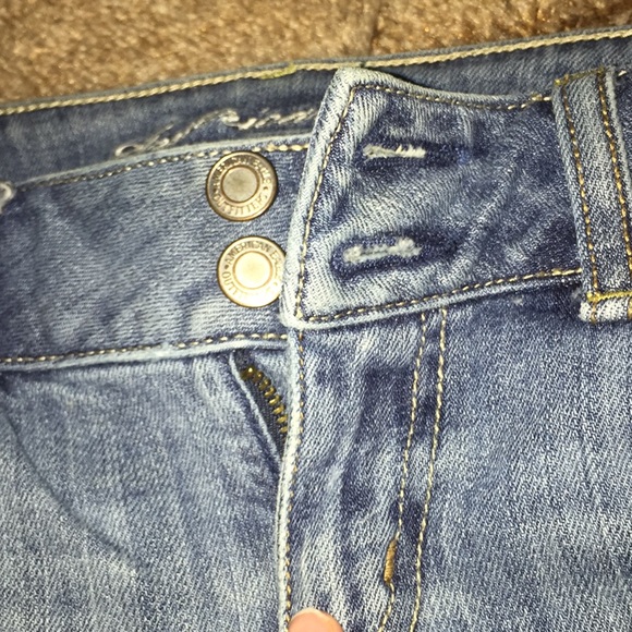 American Eagle Jeans - Picture 2 of 3